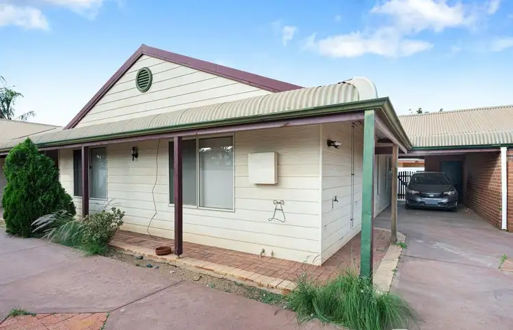 11 Johnston Street