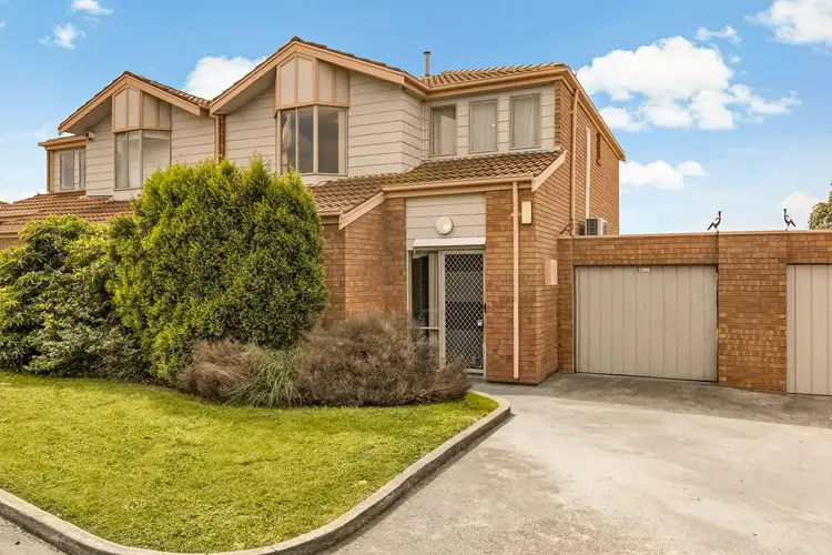 9 Hull Drive