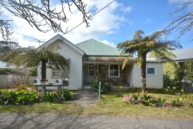 12 Grose Street