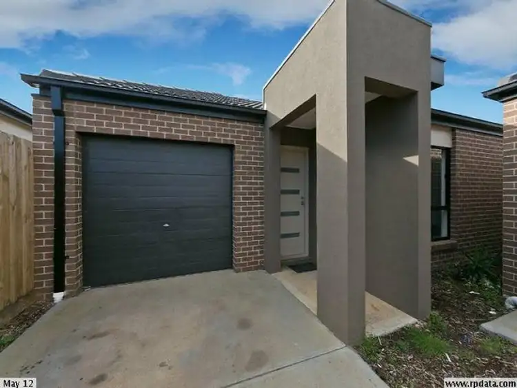 2/62 Toritta Way, Truganina VIC 3029