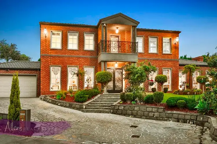 3 Olga Mews, Bulleen VIC 3105
