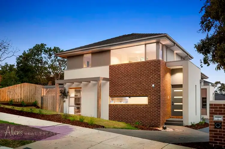 Main view of Homely townhouse listing, 1/19 Glendale Ave, Templestowe VIC 3106