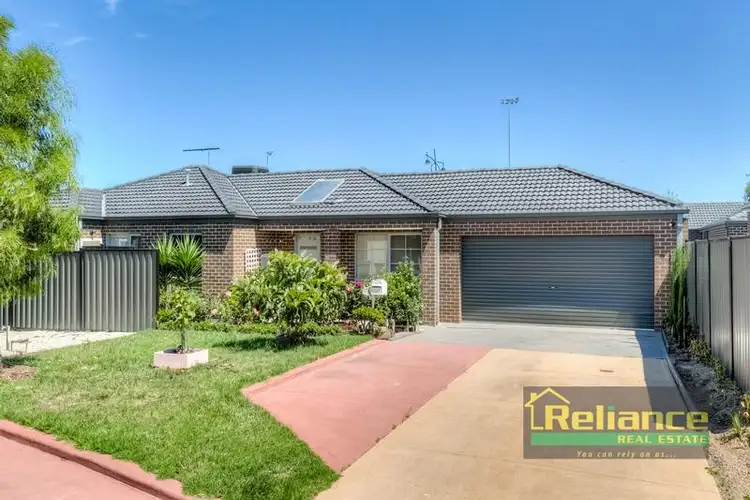 6 Sandra Court, Point Cook VIC 3030