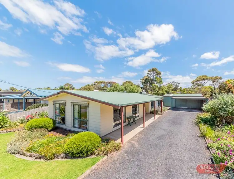 58 MCHAFFIE DRIVE, Cowes VIC 3922