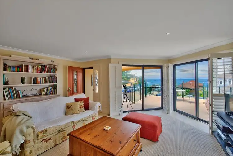 25A Werrina Parade, Blue Bay NSW 2261