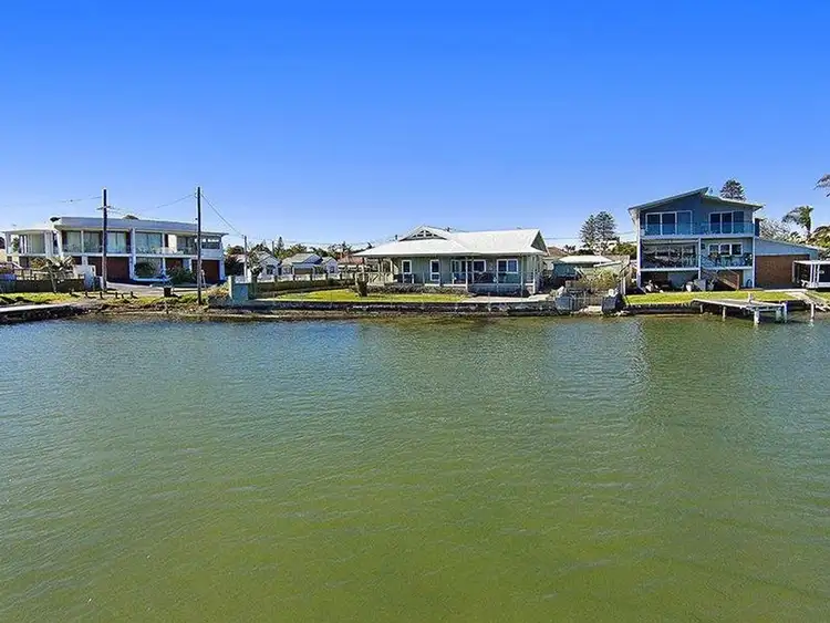 Fifth view of Homely house listing, 1 Hargraves Street, The Entrance North NSW 2261