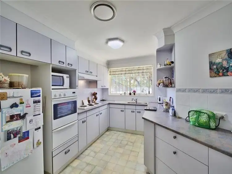 Seventh view of Homely villa listing, 2/127 Elsiemer Street, Toowoon Bay NSW 2261