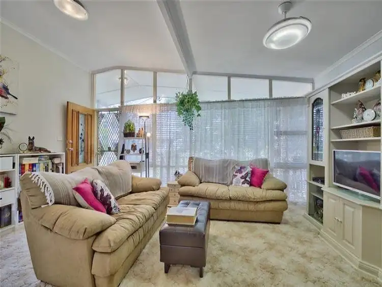 Sixth view of Homely house listing, 2 Ferndell Way, Berkeley Vale NSW 2261