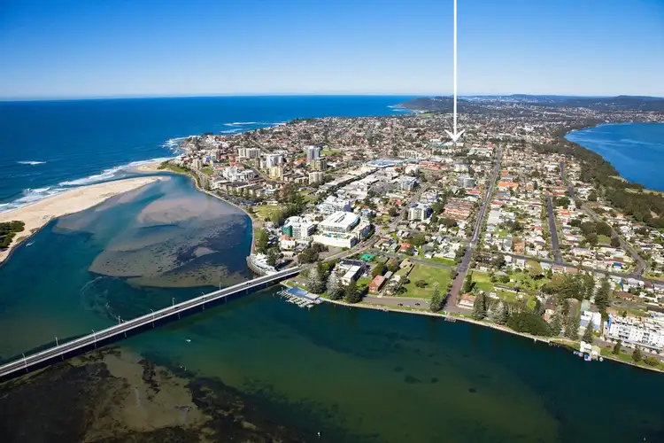 Fourth view of Homely unit listing, 10/2 Boondilla Road, The Entrance NSW 2261