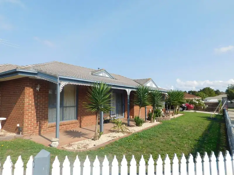 Main view of Homely house listing, 4 Fig Court, Cranbourne North VIC 3977