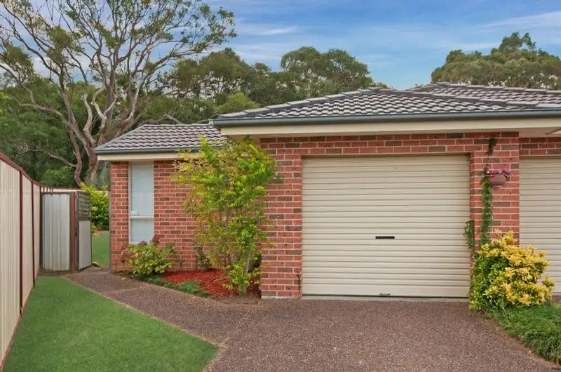 Main view of Homely villa listing, 2/27 Macintyre Street, Bateau Bay NSW 2261