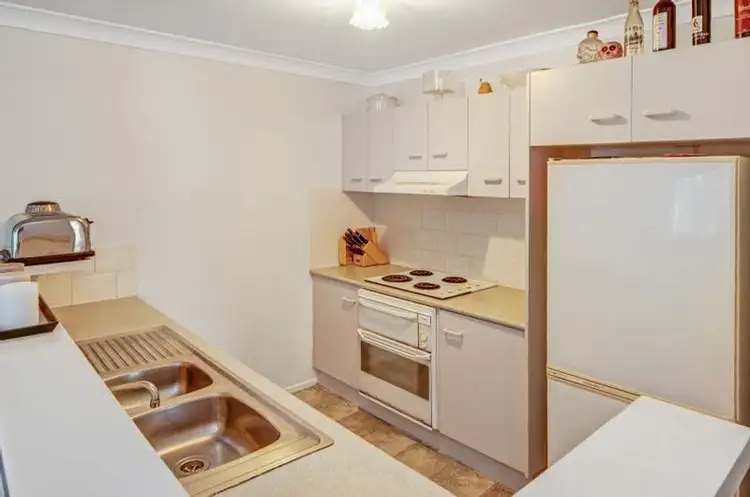 Fourth view of Homely villa listing, 2/27 Macintyre Street, Bateau Bay NSW 2261