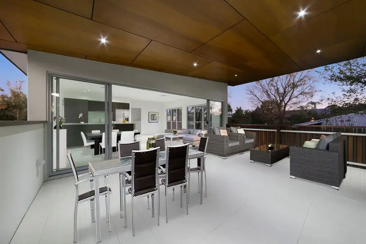 Second view of Homely townhouse listing, 2/297 Hawthorne Road, Hawthorne QLD 4171