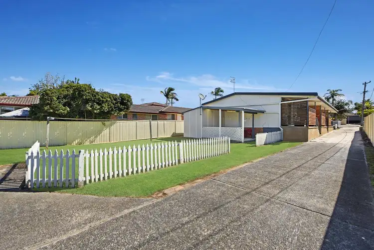 Sixth view of Homely block of units listing, 136 Bay Road, Toowoon Bay NSW 2261