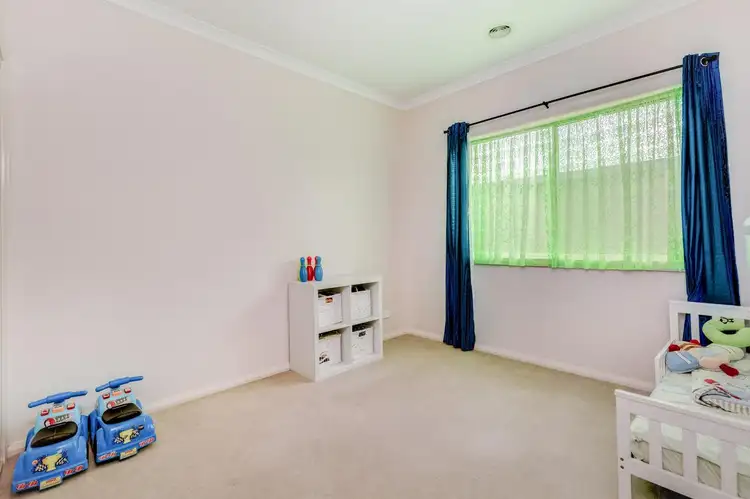 Fifth view of Homely house listing, 10 Dromana Way, Truganina VIC 3029