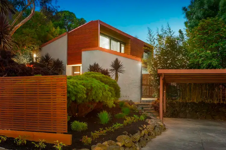 31 Dellfield Drive, Templestowe Lower VIC 3107
