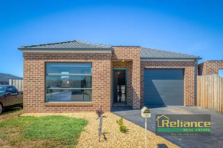 41 Fieldstone Way, Brookfield VIC 3338