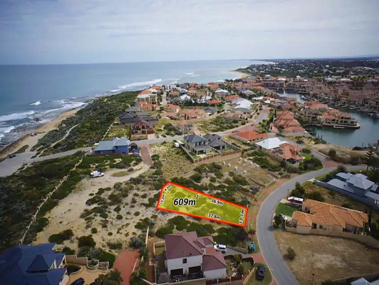 34 Abrolhos Quays, Wannanup WA 6210