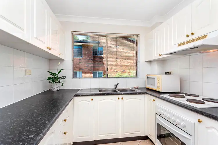 Sixth view of Homely apartment listing, 9/52-56 Auburn Street, Sutherland NSW 2232