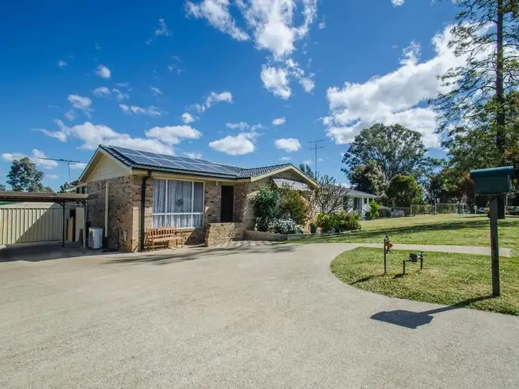 14 Stringybark Avenue, Cranebrook NSW 2749