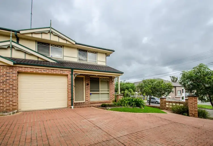 10/8-10 Robert Street, Penrith NSW 2750