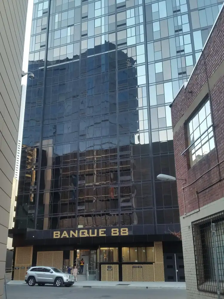 402/33 Clarke Street, Banque 88, South Melbourne VIC 3205