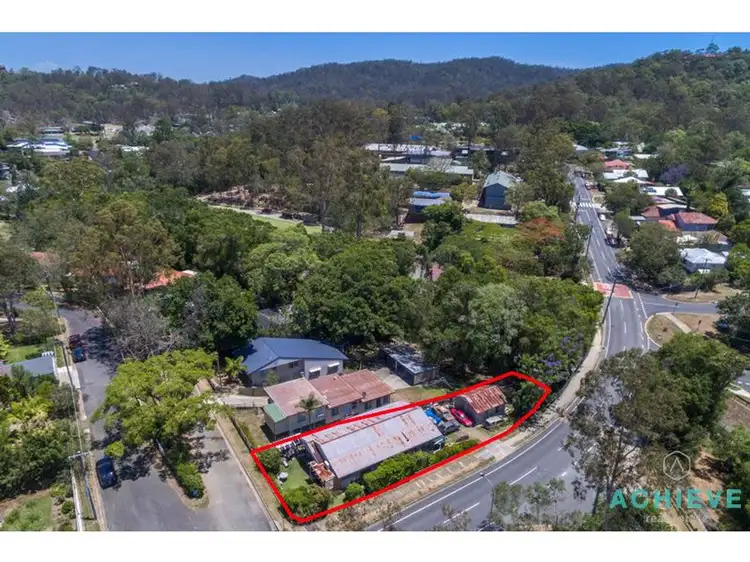 1 Burnham Road, Bardon QLD 4065