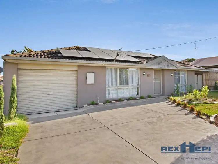 41 Leopold Crescent, Hampton Park VIC 3976