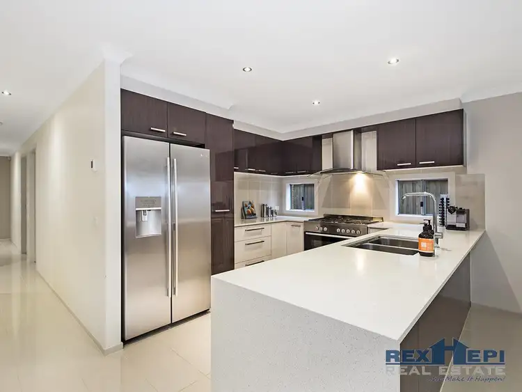 Fifth view of Homely house listing, 19 Sallys Run, Hampton Park VIC 3976