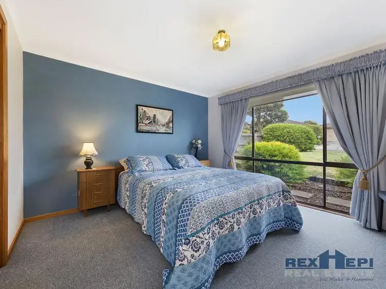 Second view of Homely house listing, 7 Thanos Court, Hallam VIC 3803
