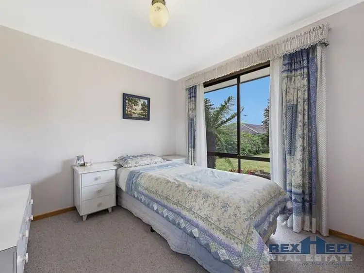 Seventh view of Homely house listing, 7 Thanos Court, Hallam VIC 3803