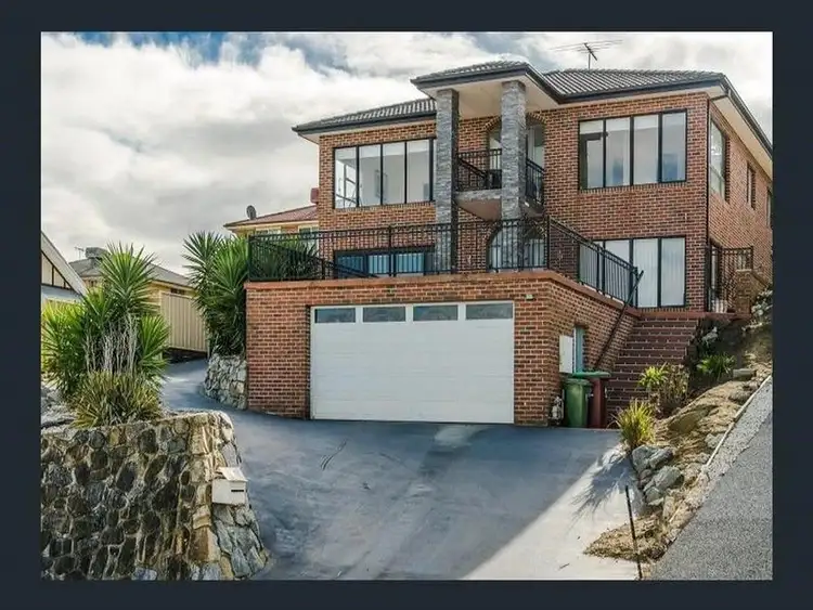 21 Wintersun Road, Berwick VIC 3806