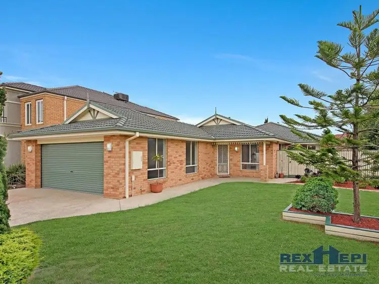 17 Parish Court, Narre Warren South VIC 3805