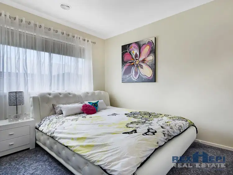 Sixth view of Homely house listing, 29 Winchcombe Way, Cranbourne North VIC 3977