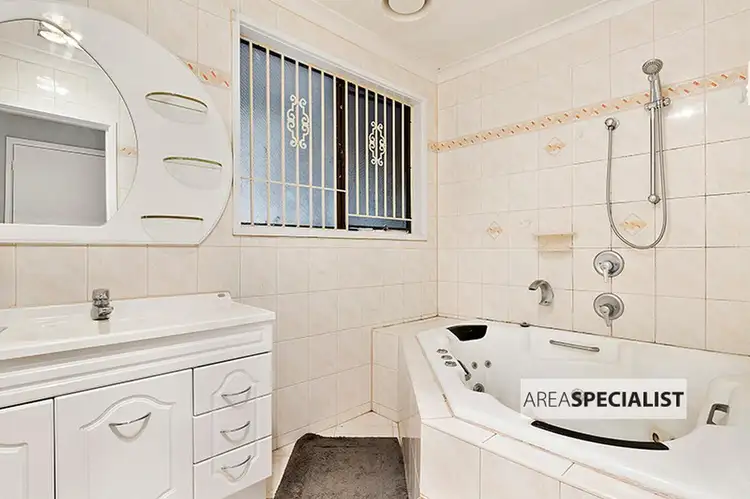 Sixth view of Homely house listing, 17 Somerset Drive, Keysborough VIC 3173