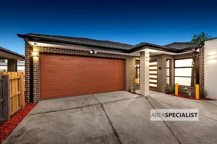 Main view of Homely unit listing, 2/17 Harris Street, Springvale VIC 3171
