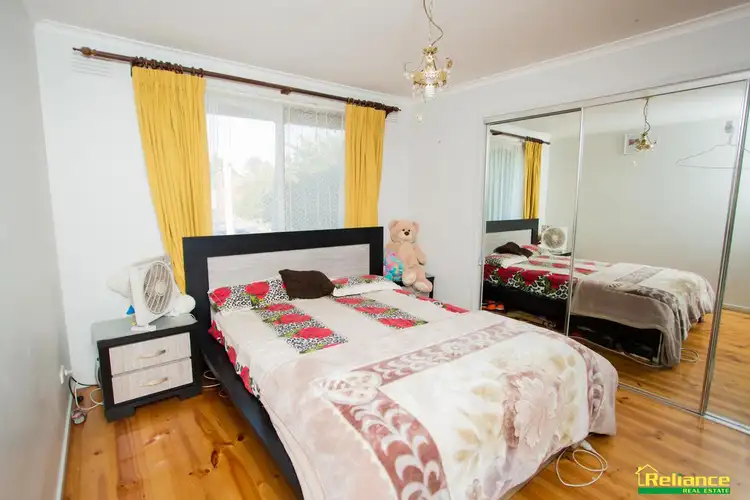 Fifth view of Homely house listing, 2 Charinga Drive, Werribee VIC 3030