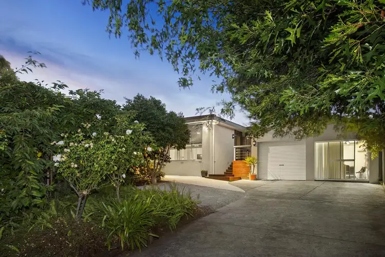 8 Wattle Road, Bayswater North VIC 3153