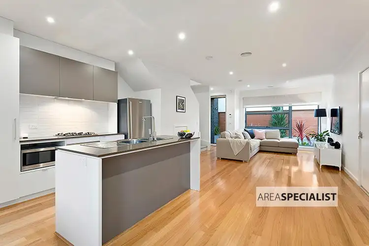 Third view of Homely house listing, 10 Croke Park Court, Mulgrave VIC 3170