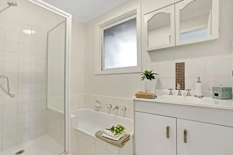 Fifth view of Homely house listing, 2/5 Elmhurst Road, Bayswater North VIC 3153