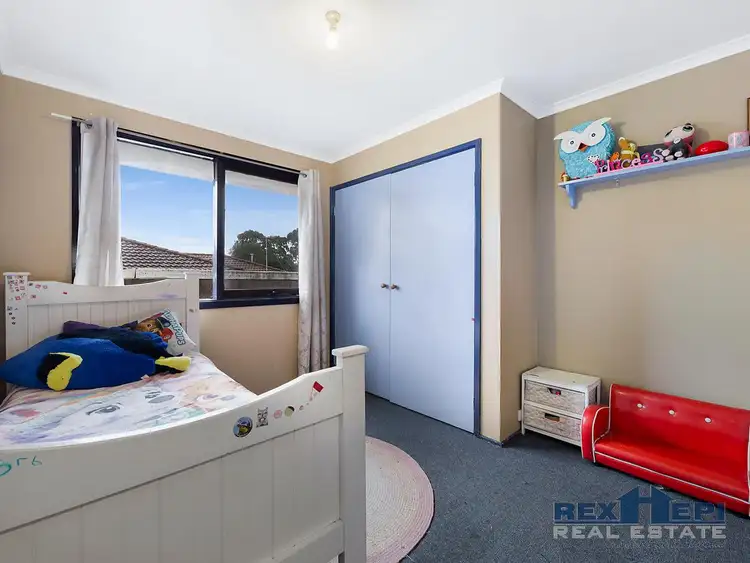 Seventh view of Homely house listing, 9 Glenbourne Road, Cranbourne VIC 3977