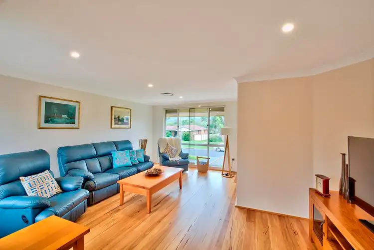 Second view of Homely house listing, 6 Scarborough Place, Bateau Bay NSW 2261