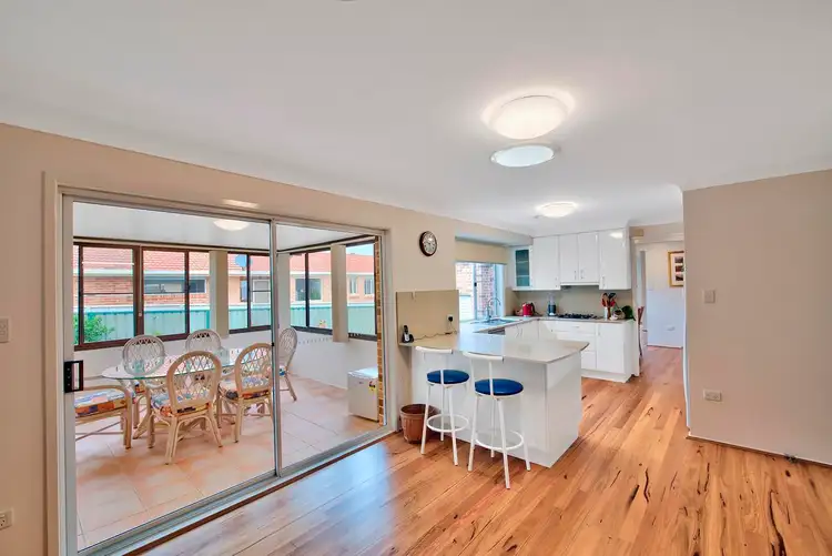 Fifth view of Homely house listing, 6 Scarborough Place, Bateau Bay NSW 2261