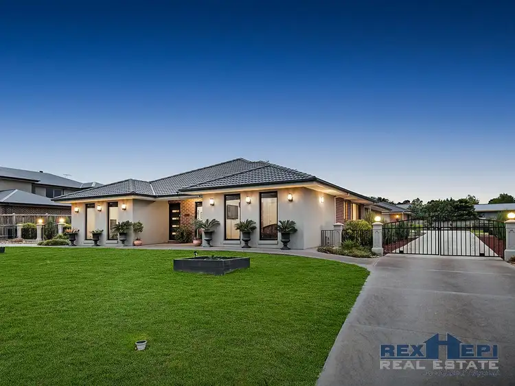 28 Avenview Drive, Narre Warren North VIC 3804