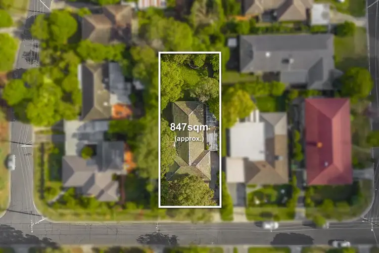13 Hendra Grove, Ringwood VIC 3134