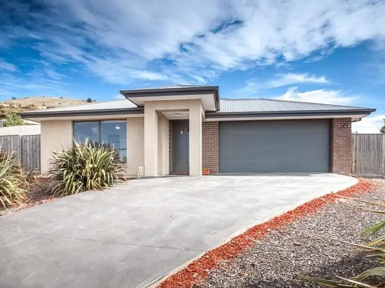 Main view of Homely house listing, 6 Oswin Court, Sunbury VIC 3429