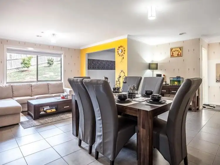 Fifth view of Homely house listing, 6 Oswin Court, Sunbury VIC 3429