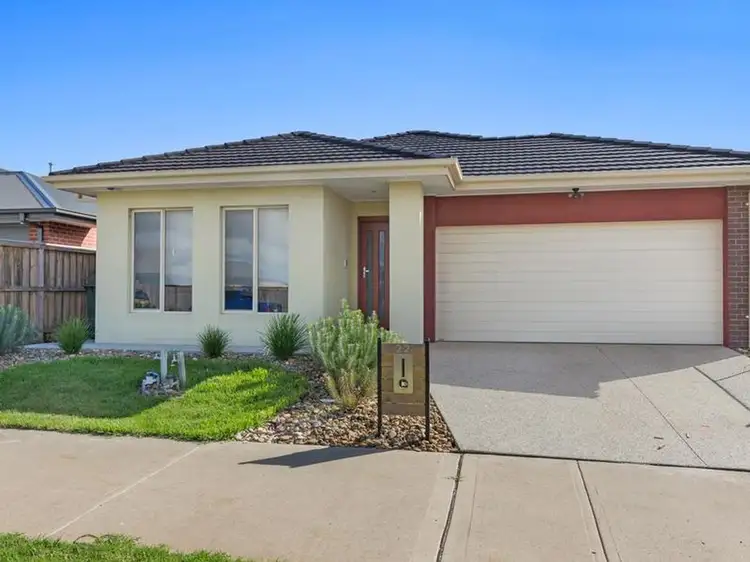 22 Golf Links Drive, Beveridge VIC 3753