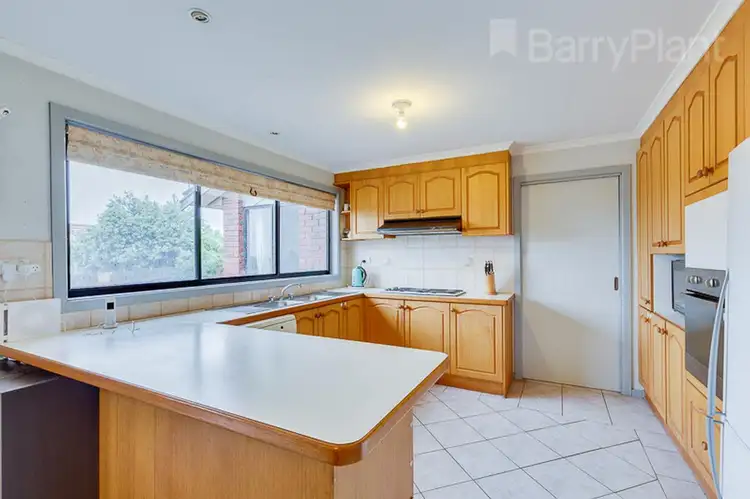 Fifth view of Homely house listing, 5 Bowen Court, Sunbury VIC 3429