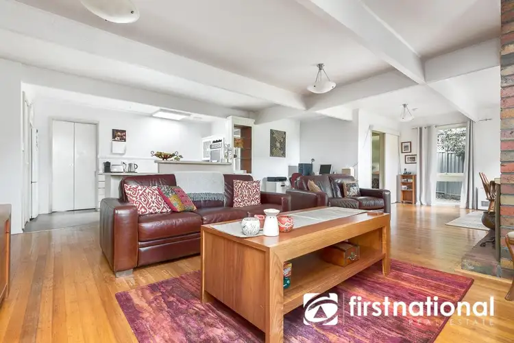 8 Halcyon Avenue, The Patch VIC 3792